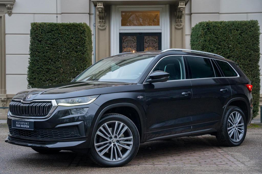 Skoda Kodiaq 2.0 TSI 4x4 Laurin & Klement FACELIFT | TREKHAA, Auto's, Skoda, Automaat, Gebruikt, Euro 6, Zwart
