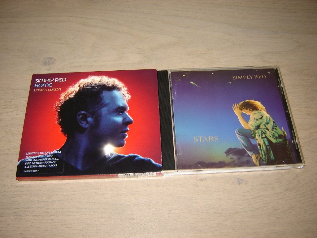CD SIMPLY RED !!, Ophalen of Verzenden, Zo goed als nieuw