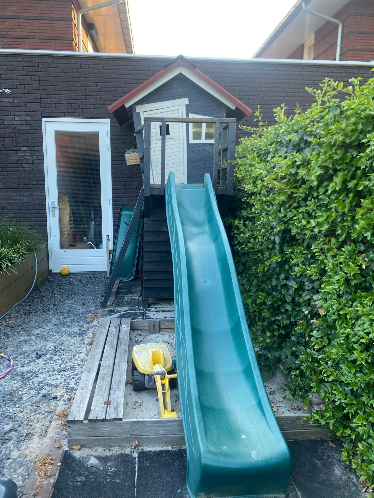Waterdicht speelhuisje voor buiten met speelkeuken, Kinderen en Baby's, Ophalen, Gebruikt, Hout