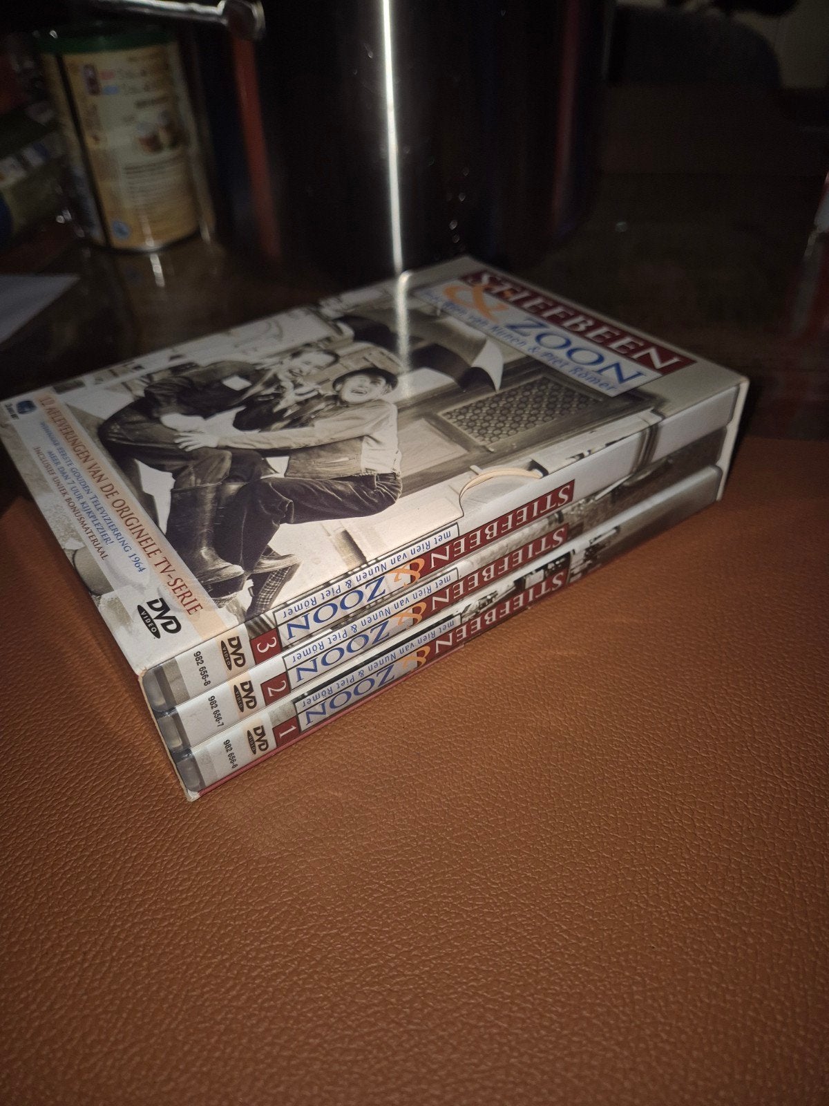 Stiefbeen & Zoon DVD Box - Deel 1, 2 en 3, Alle leeftijden, Seizoen 1, Inclusief doosje, Zo goed als nieuw