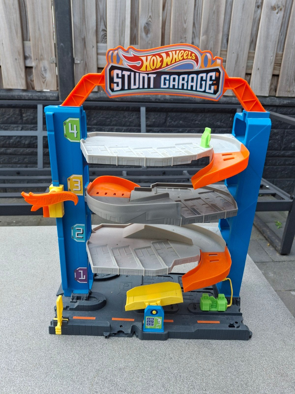 Hot Wheels Stunt Garage Racebaan - Zo goed als nieuw, Ophalen of Verzenden, Zo goed als nieuw, Handmatig, Hot Wheels