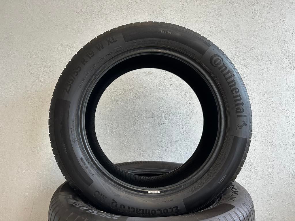 Zomerbanden Continental breedset 235 55 19 255 50 19, Ophalen, 19 inch, Zomerbanden, Band(en)