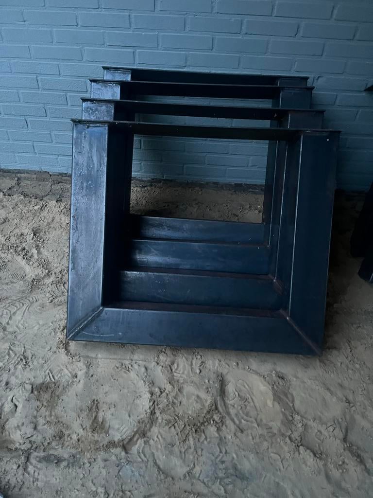 Tafelpoot model U 120x120mm - Robuust metaal, Tafelpoot, Gebruikt, Vierkant, Minder dan 50 cm