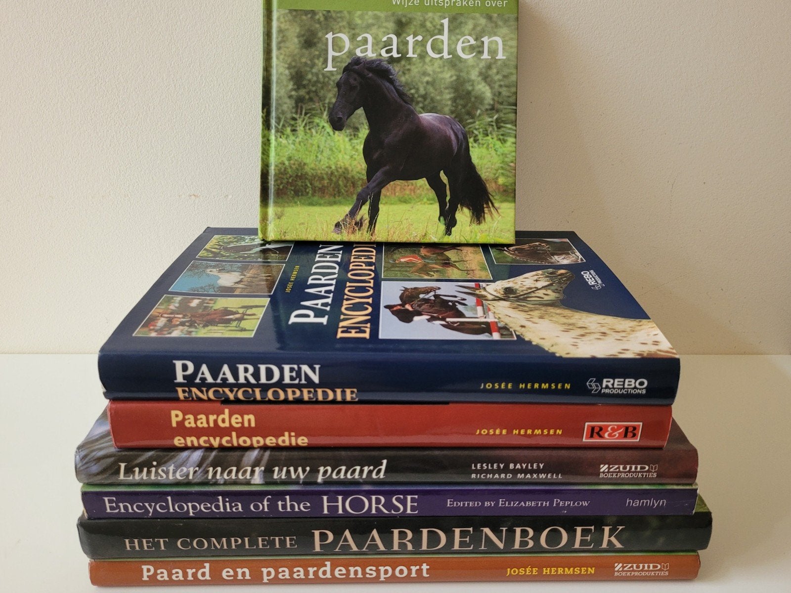 Paardenboeken collectie - Encyclopedieën en meer, Boeken, Ophalen of Verzenden, Zo goed als nieuw, Paarden of Pony's, Josée Hermsen, Lesley Bayley, Richard Maxwell, Elizabeth Peplow