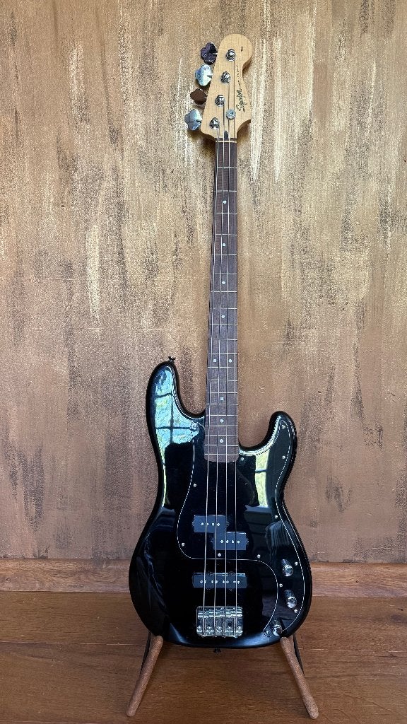 Fender Squier Precision Bass basgitaar + versterker etc, Muziek en Instrumenten, Ophalen, Gebruikt, Elektrisch