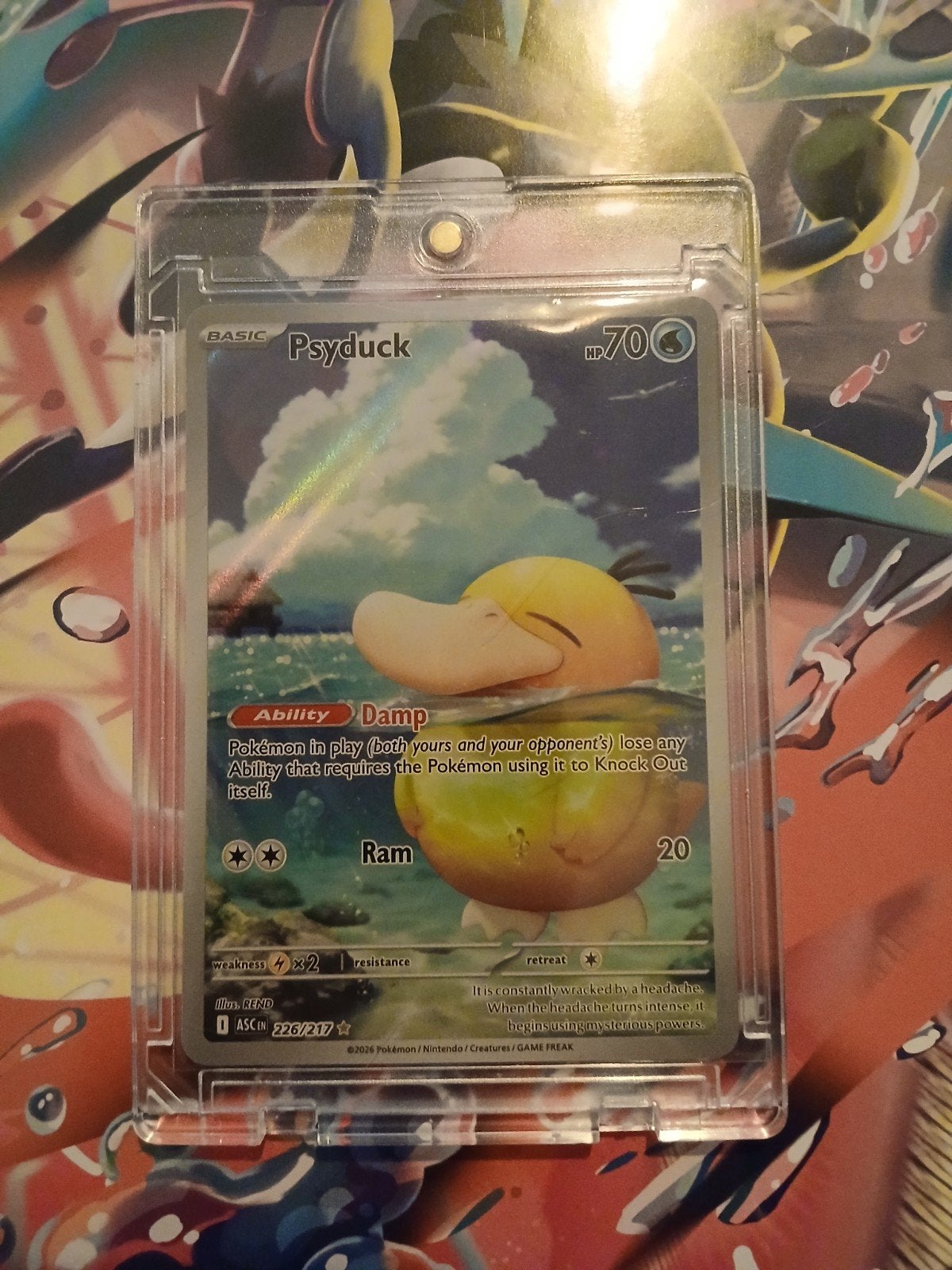 Psyduck 226/217 Pokémon kaart - ASCIN, Ophalen of Verzenden, Zo goed als nieuw, Losse kaart, Foil