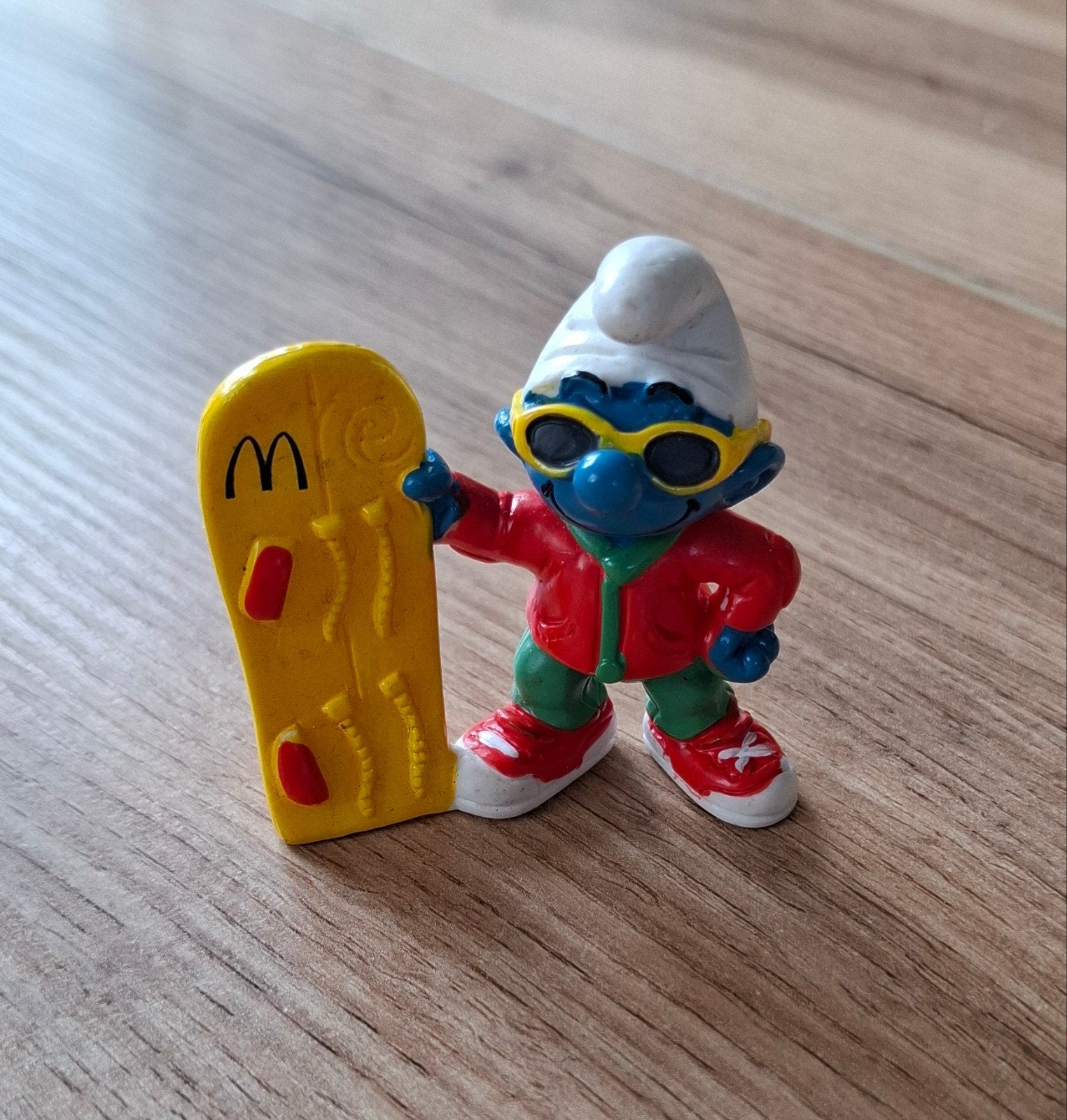 2 leuke vintage Smurfen: snowboarder en Smulsmurf, Ophalen of Verzenden, Gebruikt, Verschillende Smurfen, Poppetje, Figuurtje of Knuffel