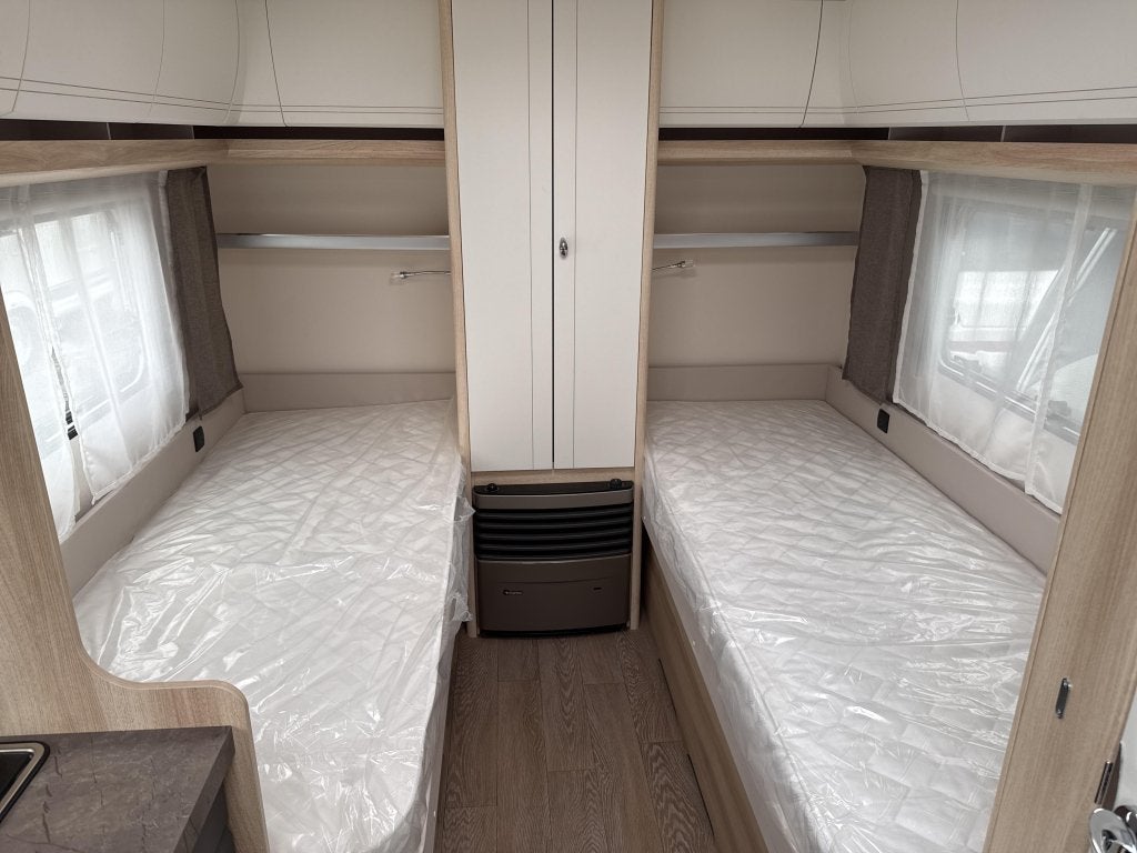 Hobby De Luxe 460 LU Model 2026, Caravans en Kamperen, Schokbreker, Rondzit, Hobby, Bedrijf