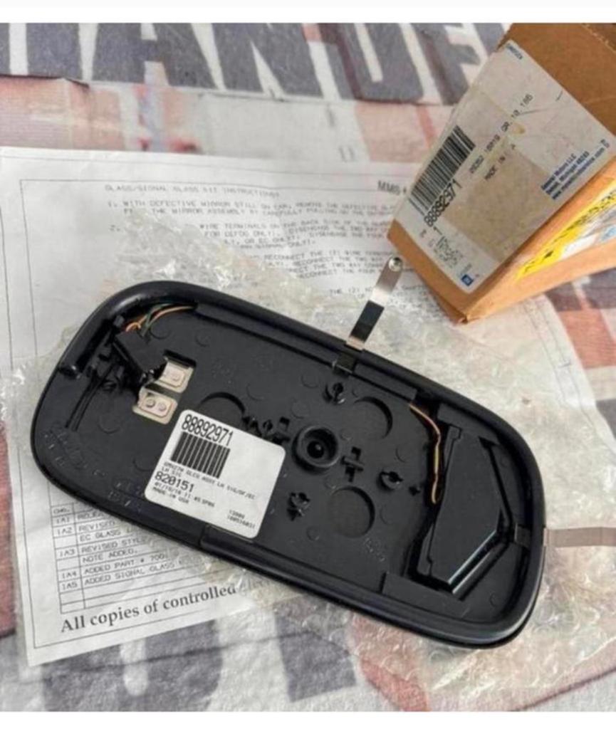 Cadillac 88892971 Genuine OEM Origineel Spiegel glas NIEUW, Cadillac, Nieuw, Ophalen of Verzenden, H