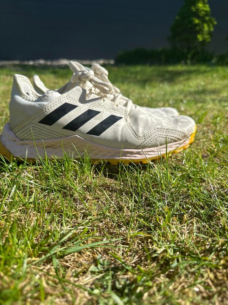 Adidas Hockeyschoenen Outdoor - Maat 36 - Zo goed als nieuw, Sport en Fitness, Hockey, Ophalen of Verzenden, Zo goed als nieuw