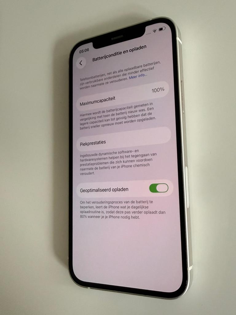iPhone 12, Info@iphonereparatiebollenstreek.nl, Wit, Ophalen of Verzenden, Zo goed als nieuw