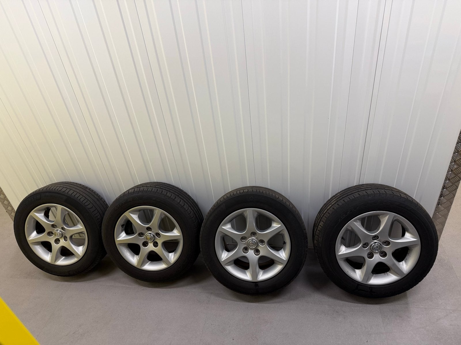 225/55 R16 4x Lexus Original 17” Velgen met Zomerbanden, Gebruikt, 16 inch, Banden en Velgen, Personenwagen