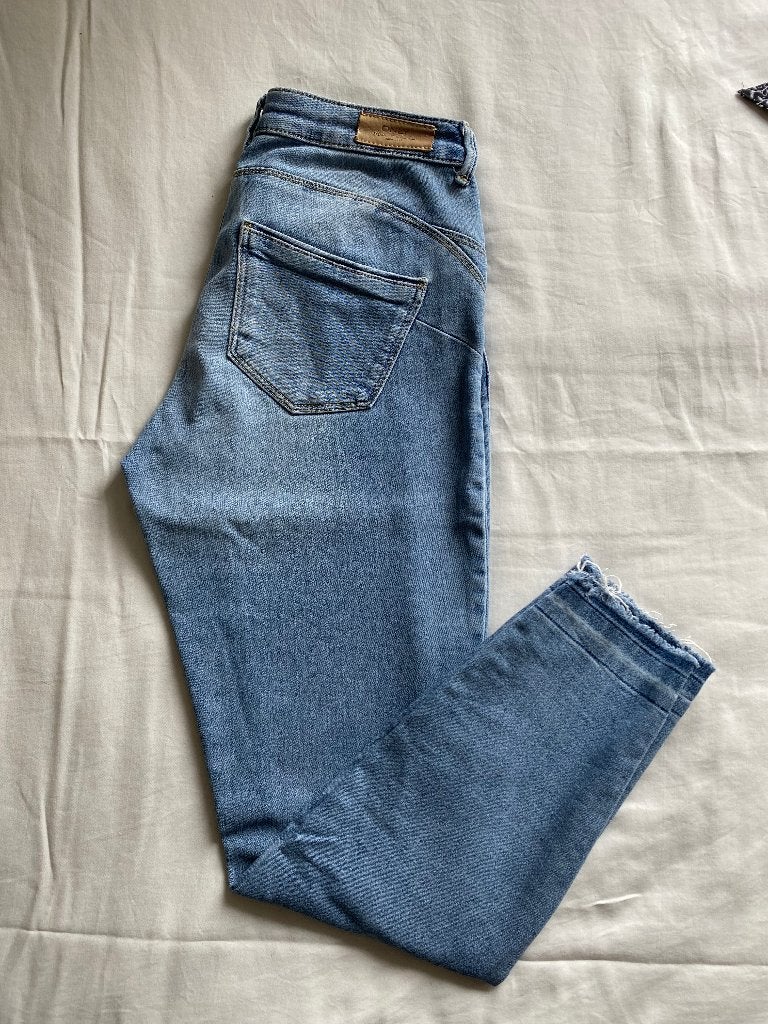 Broek only, Blauw, Ophalen of Verzenden, Maat 36 (S), Lang