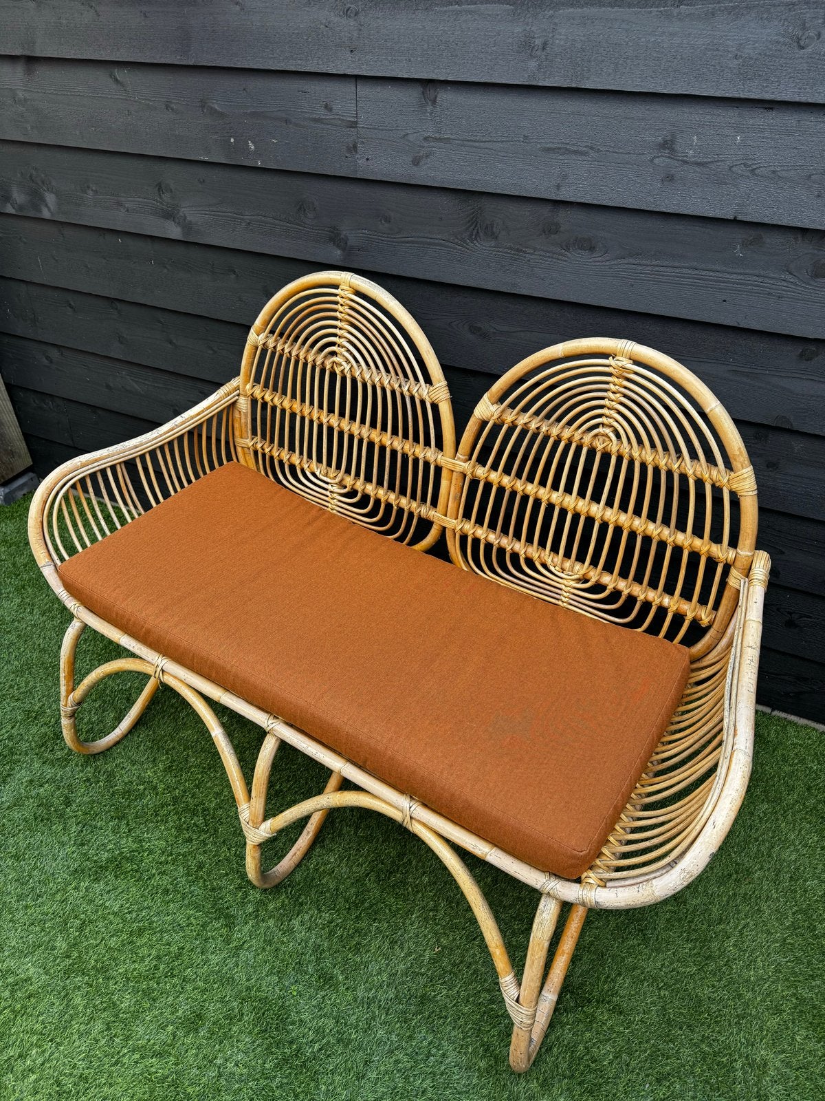 Vintage rotan bankje met kussen, Antiek en Kunst, Ophalen of Verzenden
