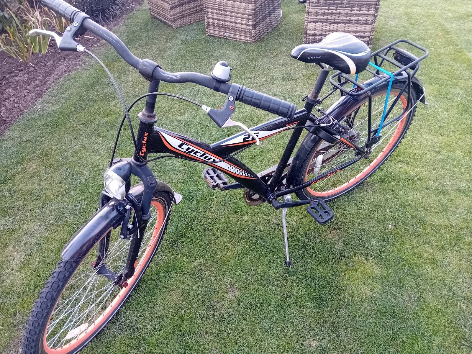 Cyclus Astra jongensfiets, Ophalen