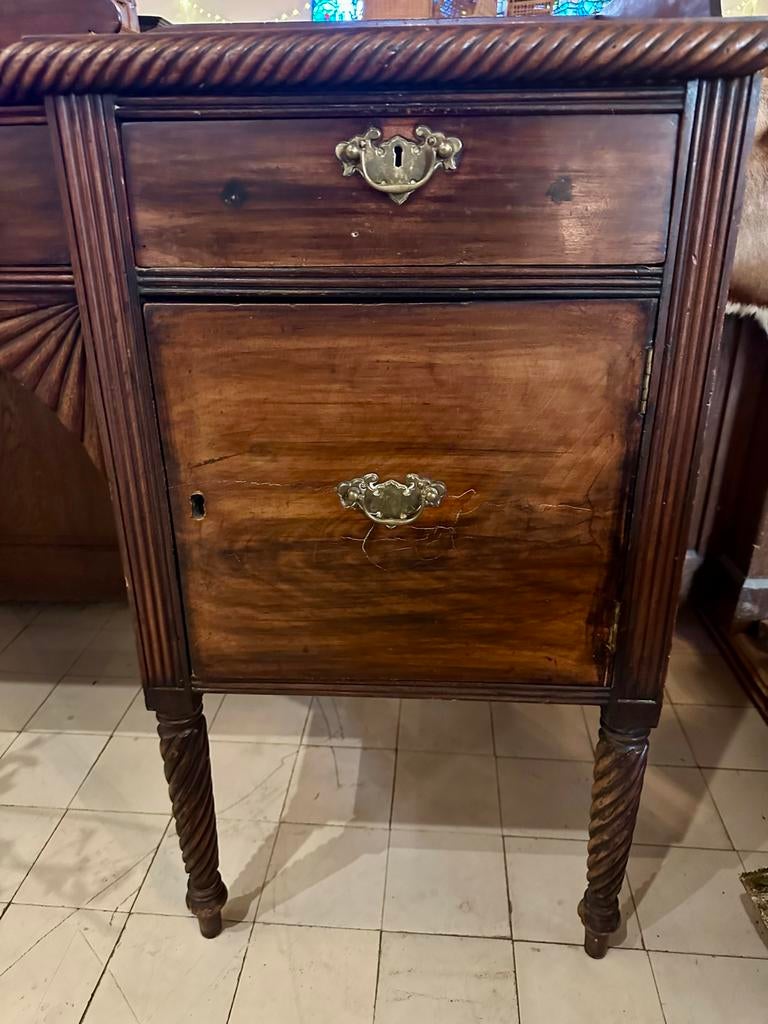Engels sideboard dressoir sheratonstijl 1900/1925, Ophalen
