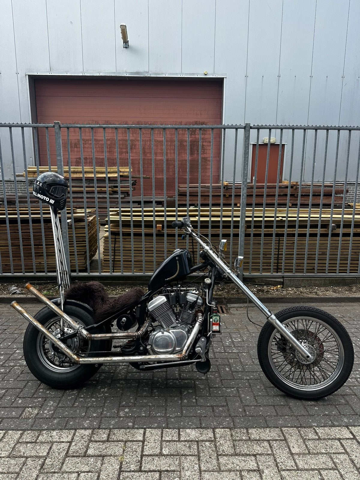 Honda shadow vt 600, Sportuitlaat, 2 cilinders, Chopper, Gebruikt