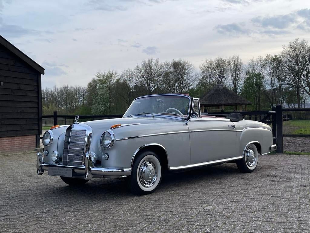 Mercedes-Benz 220 S Cabriolet , Gerestaureerd, Automaat, Achterwielaandrijving, Open dak, Cabriolet