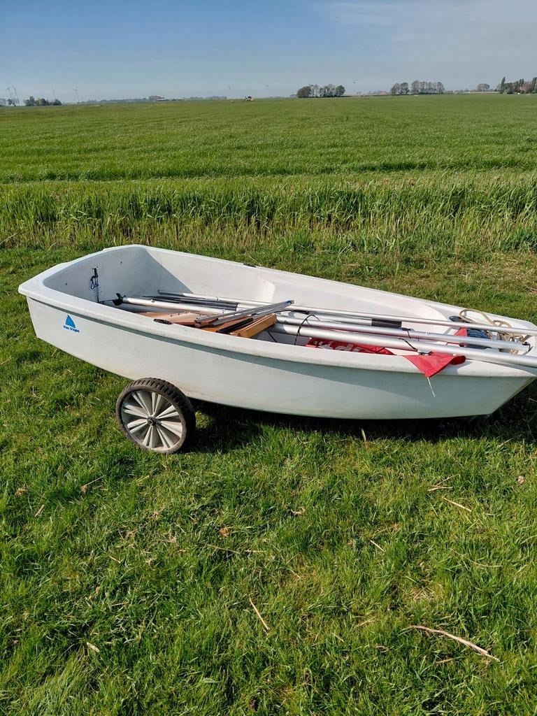 Zeilbootje met zeil, handtrailer en peddels, Watersport en Boten, Open zeilboten, Ophalen of Verzenden, Gebruikt, Overige brandstoffen