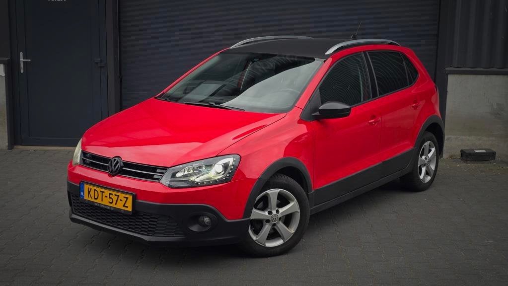 Volkswagen POLO 1.2 TSI Cross Cruise C. 105Pk Xenon Highline, Voorwielaandrijving, Euro 5, Gebruikt, Handgeschakeld