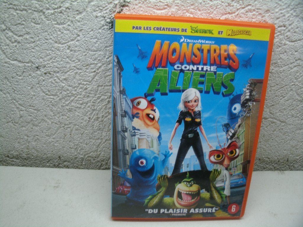 dvd 243k monsters contre aliens U plaisir assure, Cd's en Dvd's, Dvd's | Tekenfilms en Animatie, Alle leeftijden, Ophalen of Verzenden