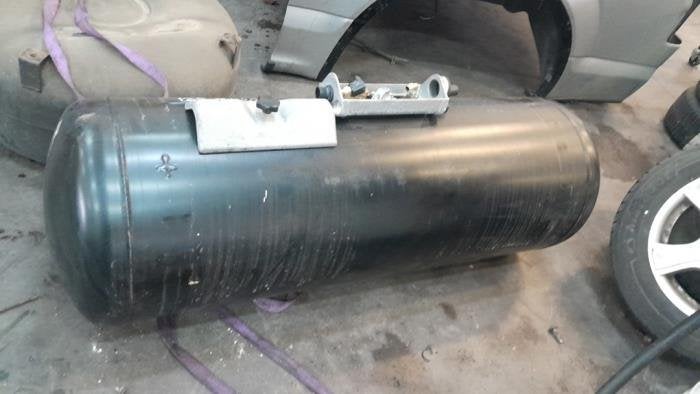 LPG Tank (diversen) van een Diversen, Auto-onderdelen, Brandstofsystemen, Gebruikt, -, -, Ophalen of Verzenden