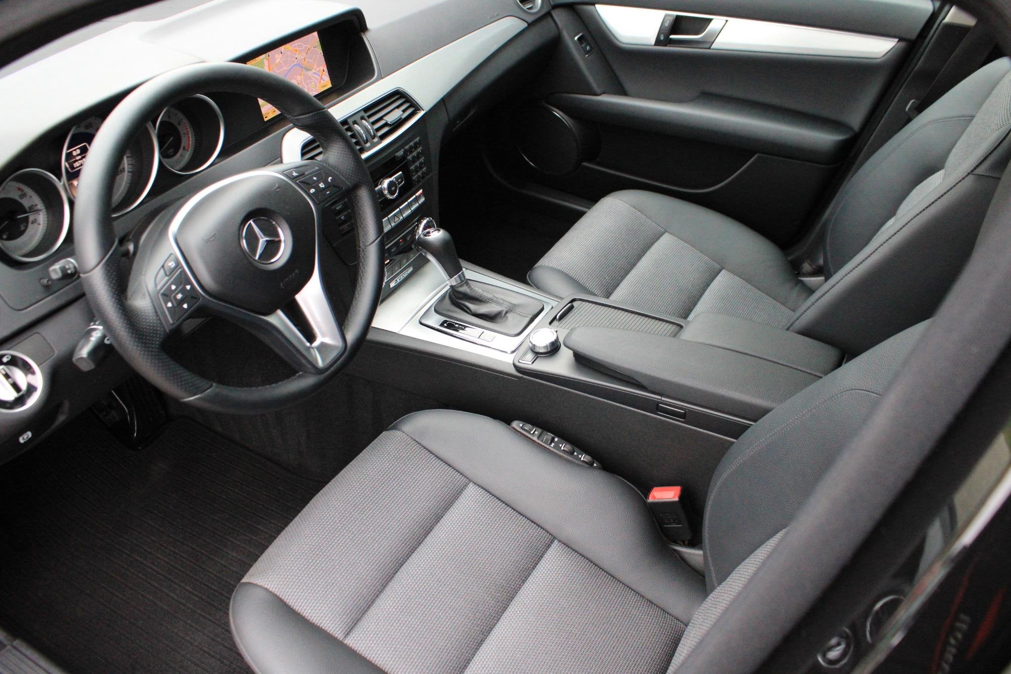 Mercedes-Benz C-Klasse 350 4M Avantgarde Xenon | Camera | Mu, Automaat, Stof, Gebruikt, Zwart