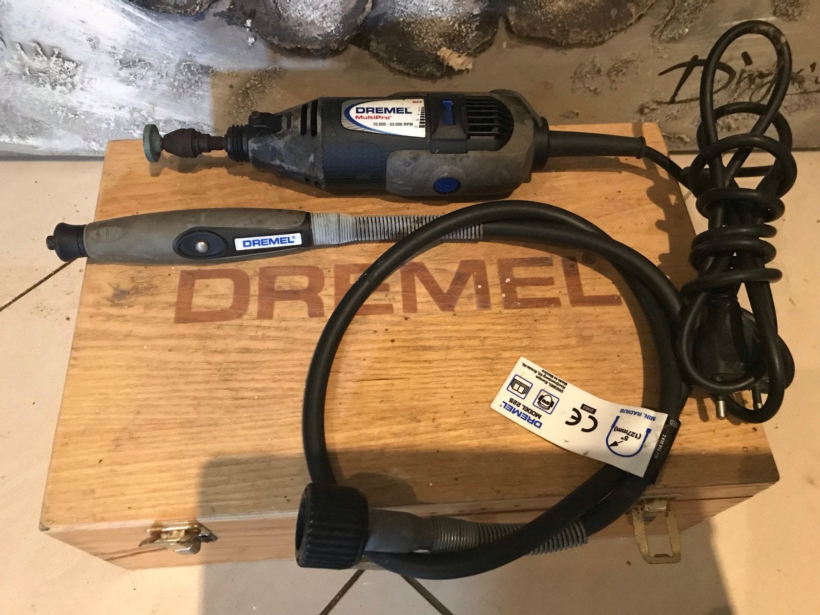 Dremel MultiPro met flexibele as en houten kist, Ophalen, Gebruikt