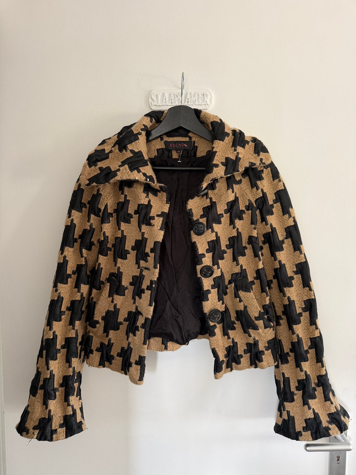 ESCADA VINTAGE JASJE, Ophalen of Verzenden, Zo goed als nieuw, Maat 36 (S), Beige