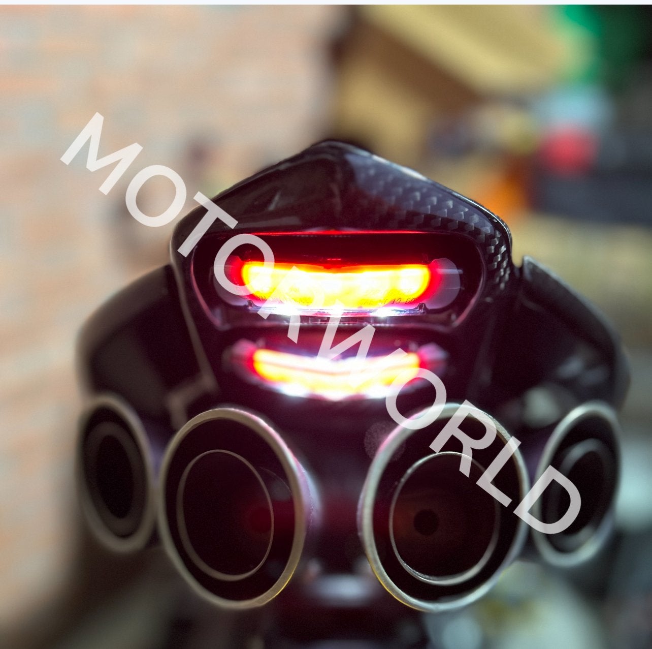 Full carbon achter kap LED achterlicht Suzuki b-king b king, Motoren, Onderdelen | Suzuki, Ophalen of Verzenden