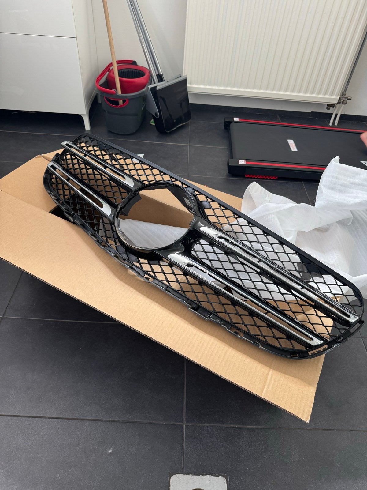 Mercedes GLC Originele Voorbumper Grill - Nieuwstaat, Ophalen, Voor, Mercedes-Benz, Nieuw