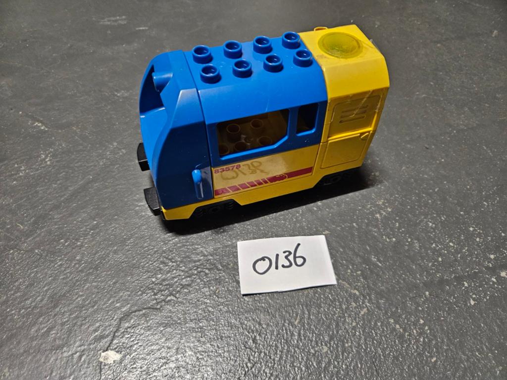 0136 Duplo Elektrische Trein geel blauw, Ophalen of Verzenden, Zo goed als nieuw