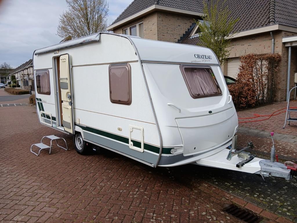 Chateau Calista 450 Mon Reve, Frans bed, Mover, Caravans en Kamperen, Caravans, Chateau, Rondzit, Frans bed, 750 - 1000 kg