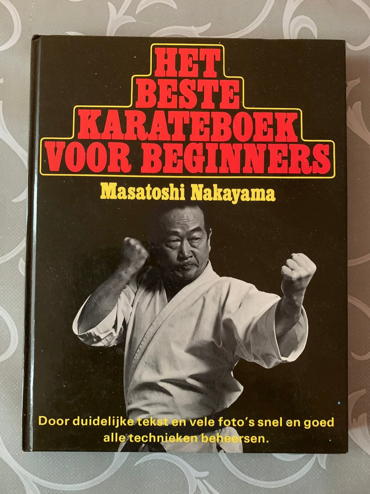 TE KOOP: Het beste karateboek voor beginners ZGAN, Ophalen of Verzenden, Zo goed als nieuw, Vechtsport