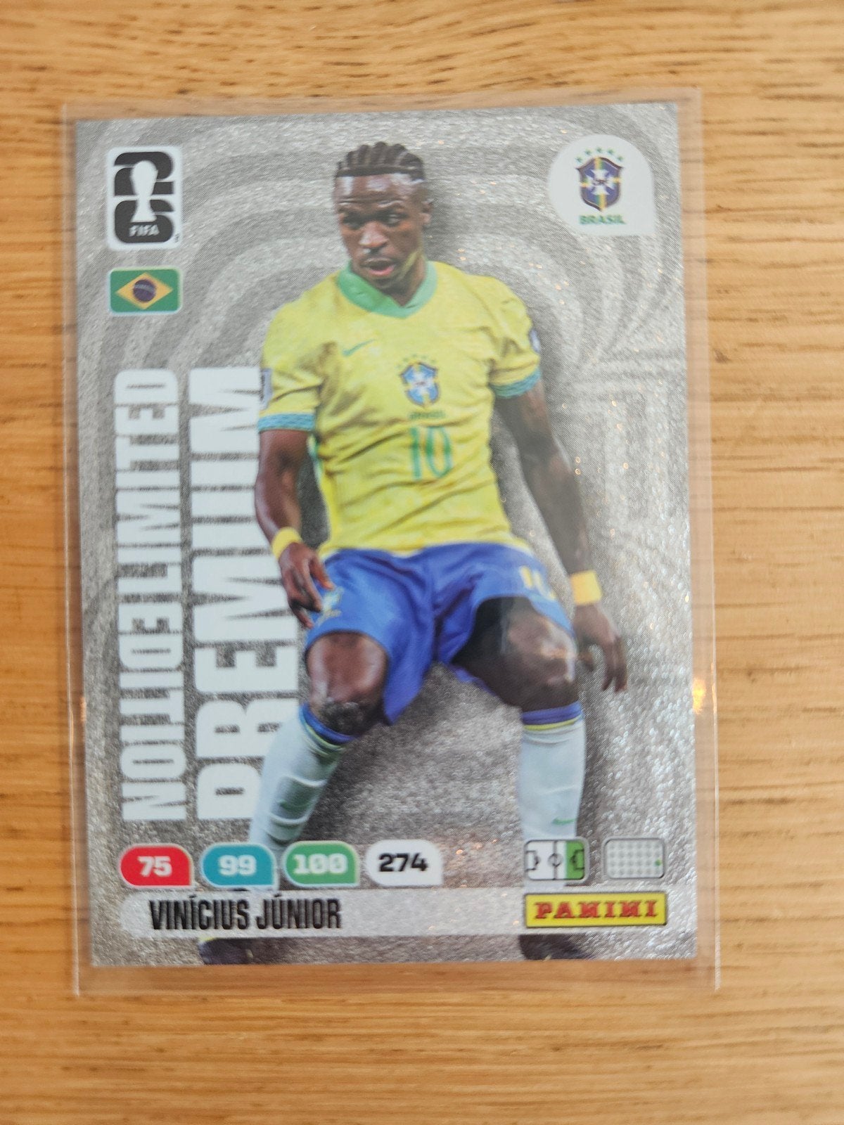 Panini Adrenalyn XL WC2026 Vinicius Junior LE Premium Silver, Ophalen of Verzenden, Zo goed als nieuw, Speelkaart(en)