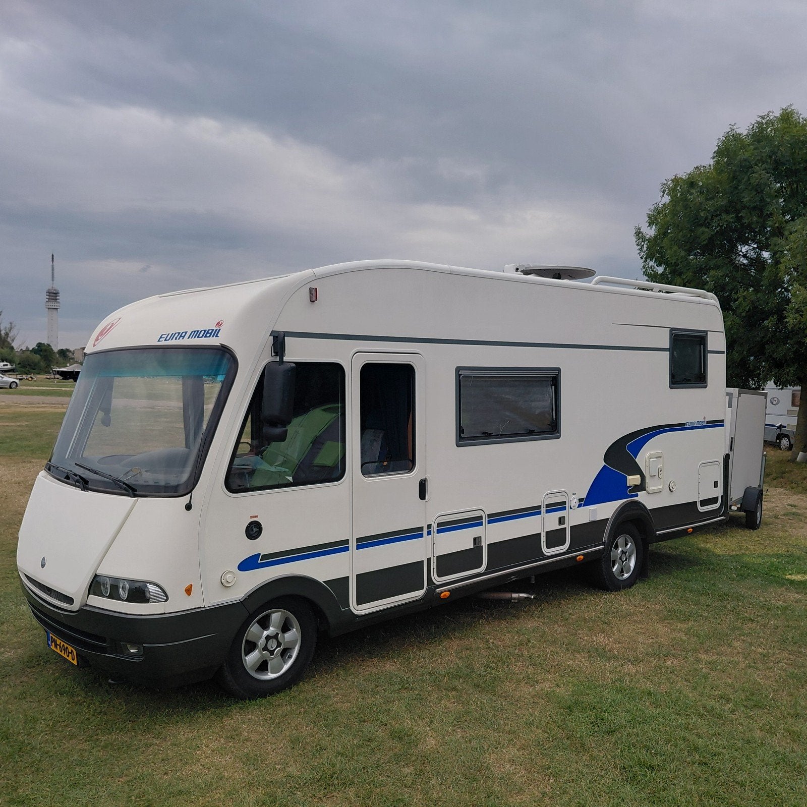 Eura Mobil 690 integraal camper, Caravans en Kamperen, Campers, Bedrijf, Integraal, Eura Mobil