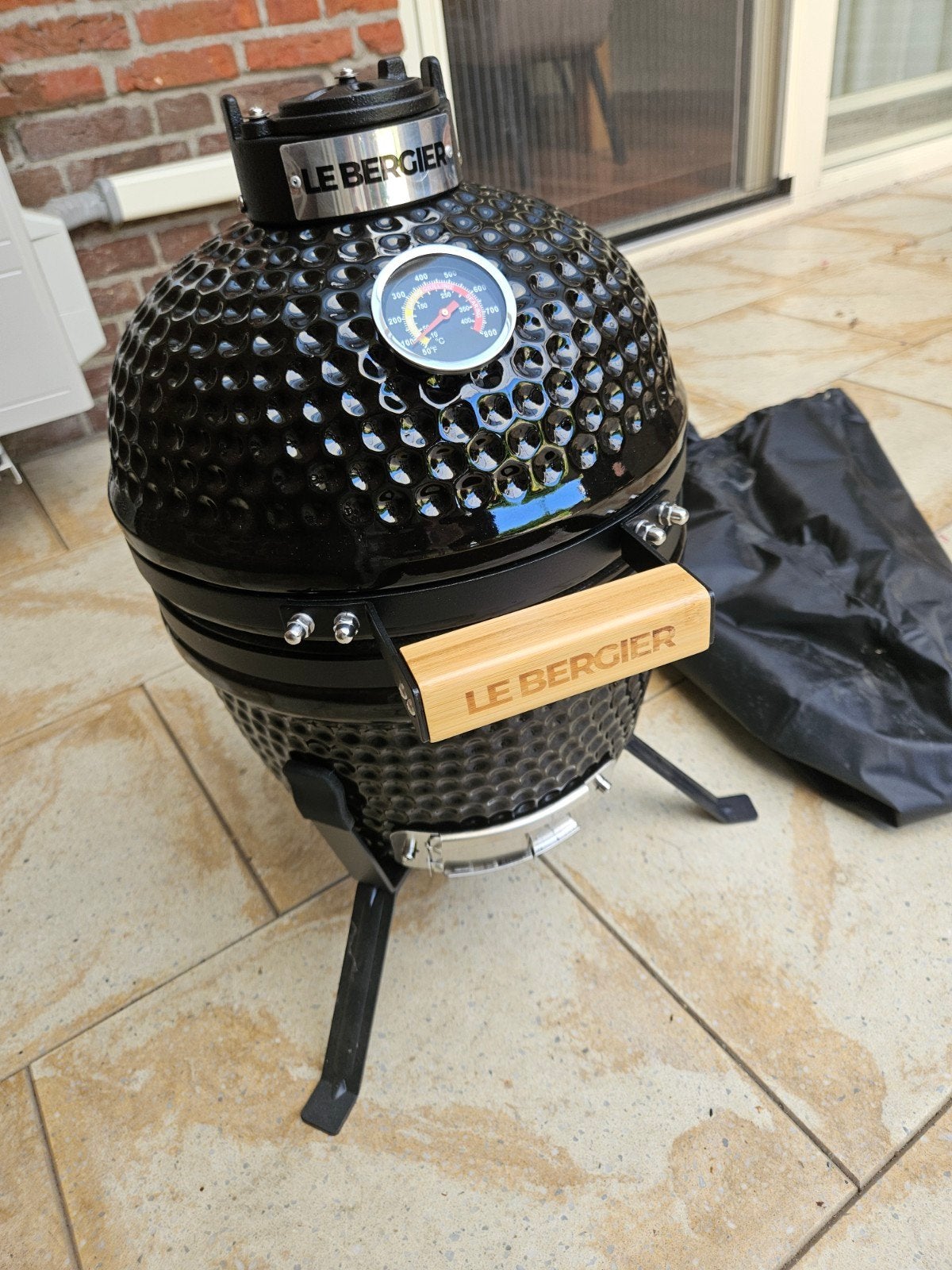 Barbeque Le Bergier Kamado BBQ - 27 cm Compact en Compleet, Tuin en Terras, Ophalen, Zo goed als nieuw, Le Bergier