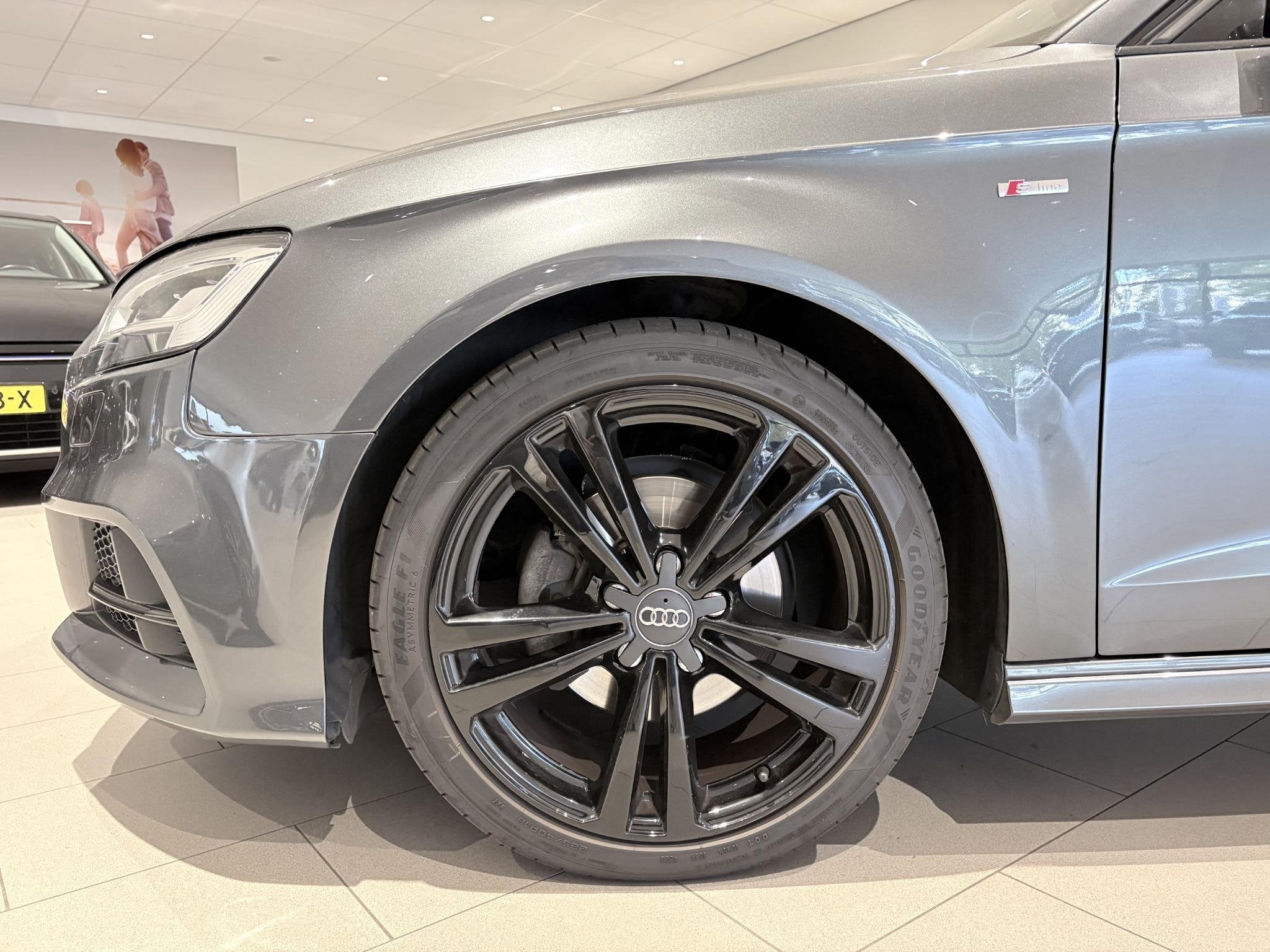 Audi A3 Sportback 30 TDI Sport S Line Edition | Trekhaak | S, 12 maanden, Gebruikt, 4 cilinders, Origineel Nederlands