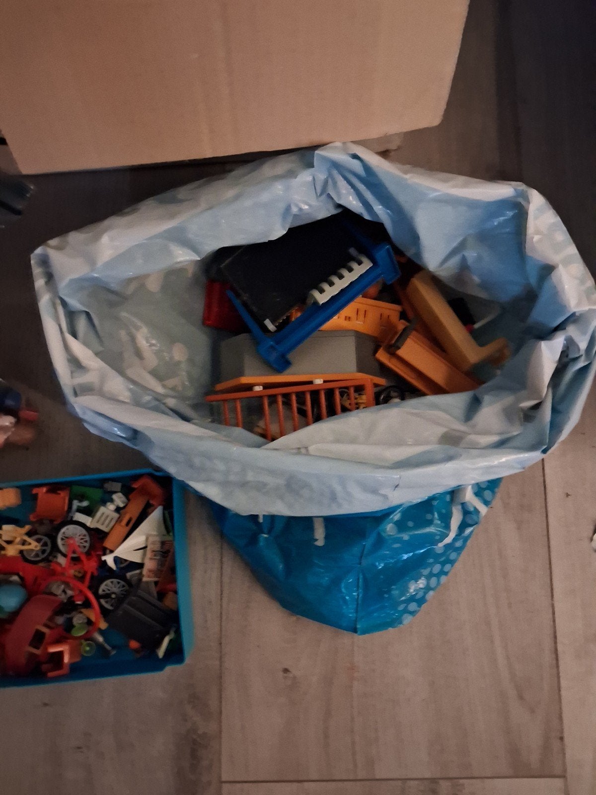 Foto 6 van Grote Playmobil collectie met poppenhuis en diverse sets