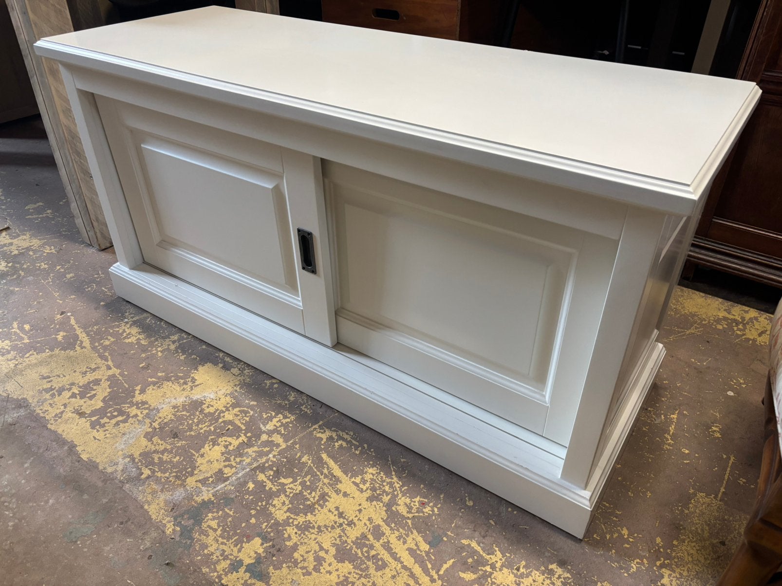 Massief houten dressoir/tv meubel - 120x45x65H, Huis en Inrichting, 1025xe, Ophalen of Verzenden, Zo goed als nieuw, Re