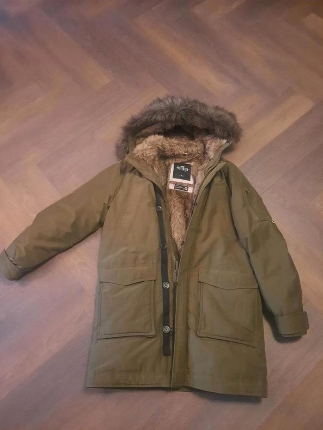 3kwart lange originele Hollister (te) warme winterjas maat m, Maat 48/50 (M), Parajumpers, Ophalen of Verzenden, Zo goed als nieuw