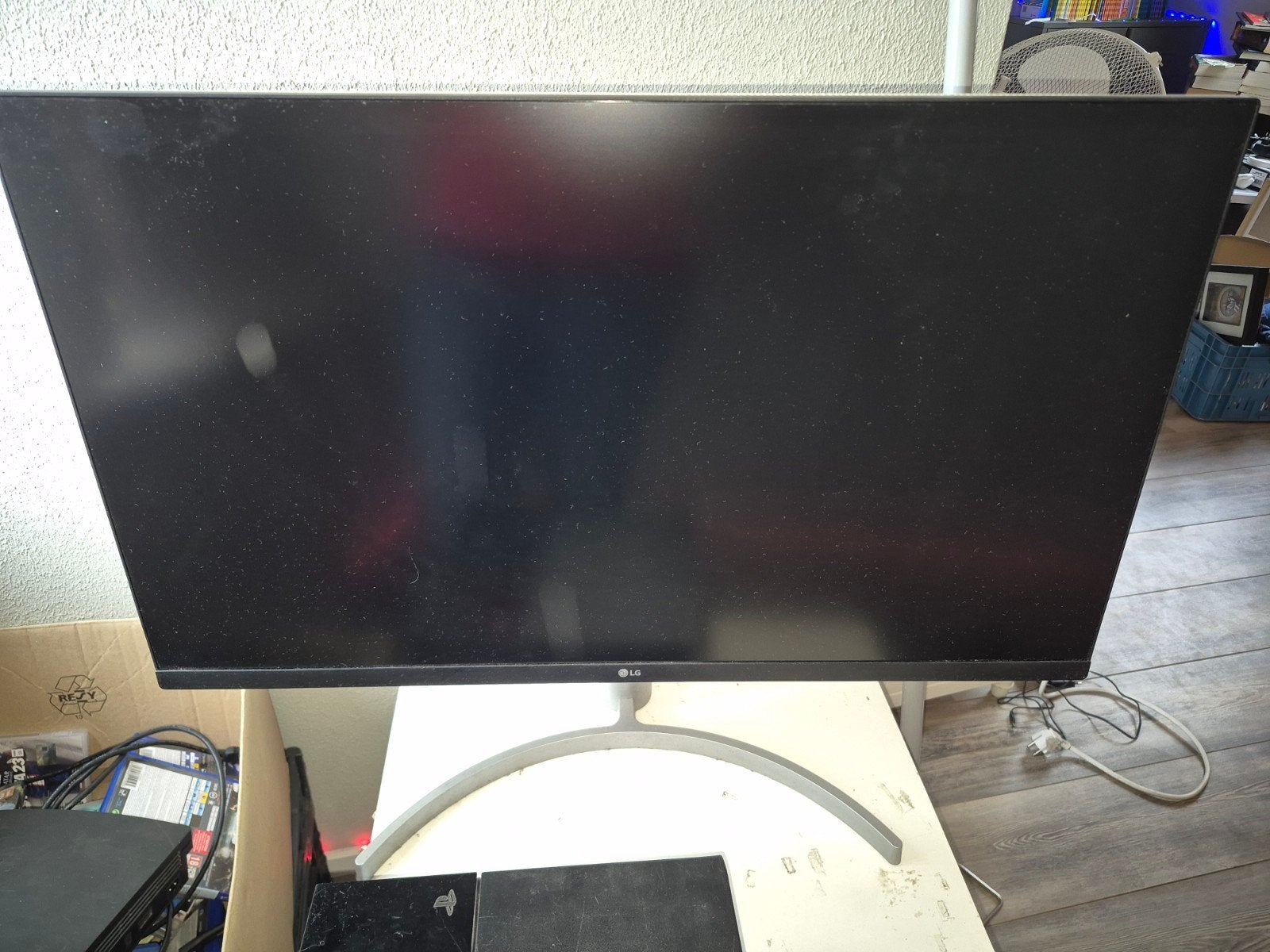 LG 32UN650 32 inch 4K UHD IPS Monitor, Ophalen, Gebruikt, IPS, In hoogte verstelbaar