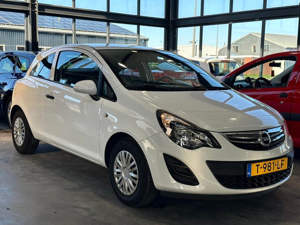 Opel Corsa 1.2 Ecoflex - Bluetooth - Airco - APK, Voorwielaandrijving, Euro 5, 40 €/maand, Zwart
