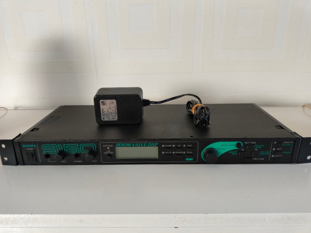 Zoom 9150 Valve DSP Multi-Effect Processor, Muziek en Instrumenten, Effecten, Zo goed als nieuw, Delay of Echo, Reverb, Compressor