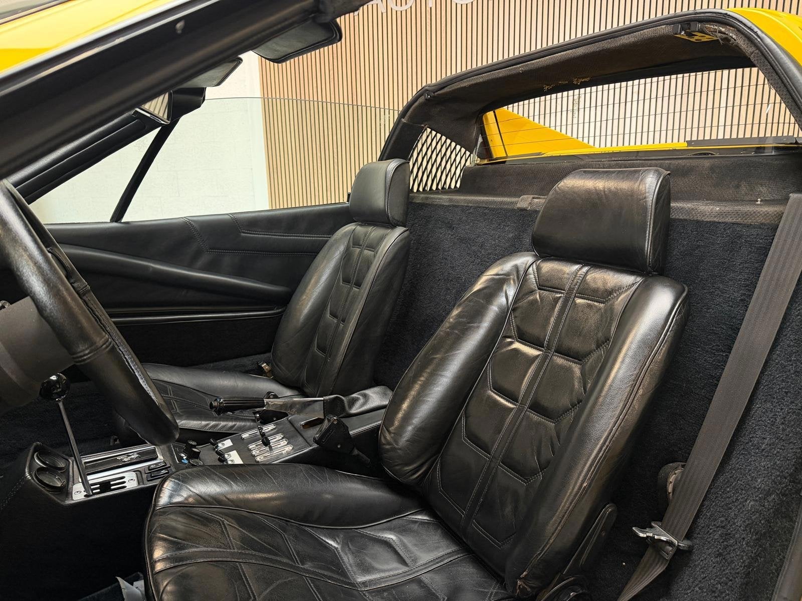 Ferrari 308 GT Spider Inj. - Giallo Nuovo Fly - Zwart leder, Auto's, 230 pk, Achterwielaandrijving, Gebruikt, 1350 kg