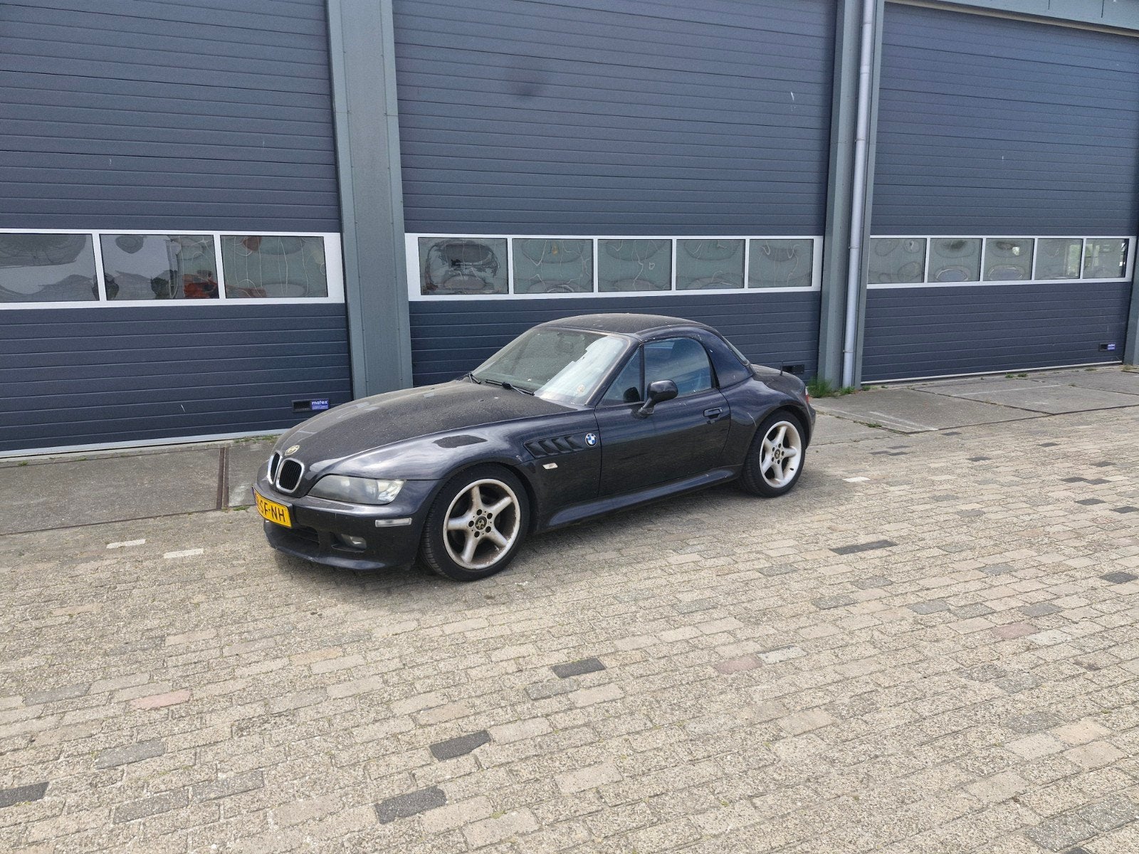 BMW Z3 2.8 Roadster 1998 Zwart wide body, Achterwielaandrijving, Cabriolet, Zwart, 11 km/l
