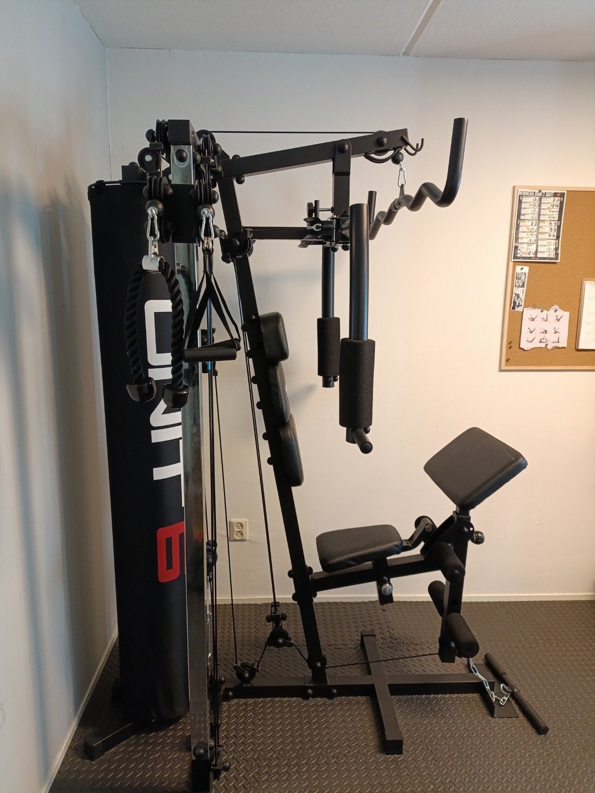 Focus Fitness Unit 6 Krachtstation - Zo goed als nieuw, Ophalen, Benen, Krachtstation, Zo goed als nieuw