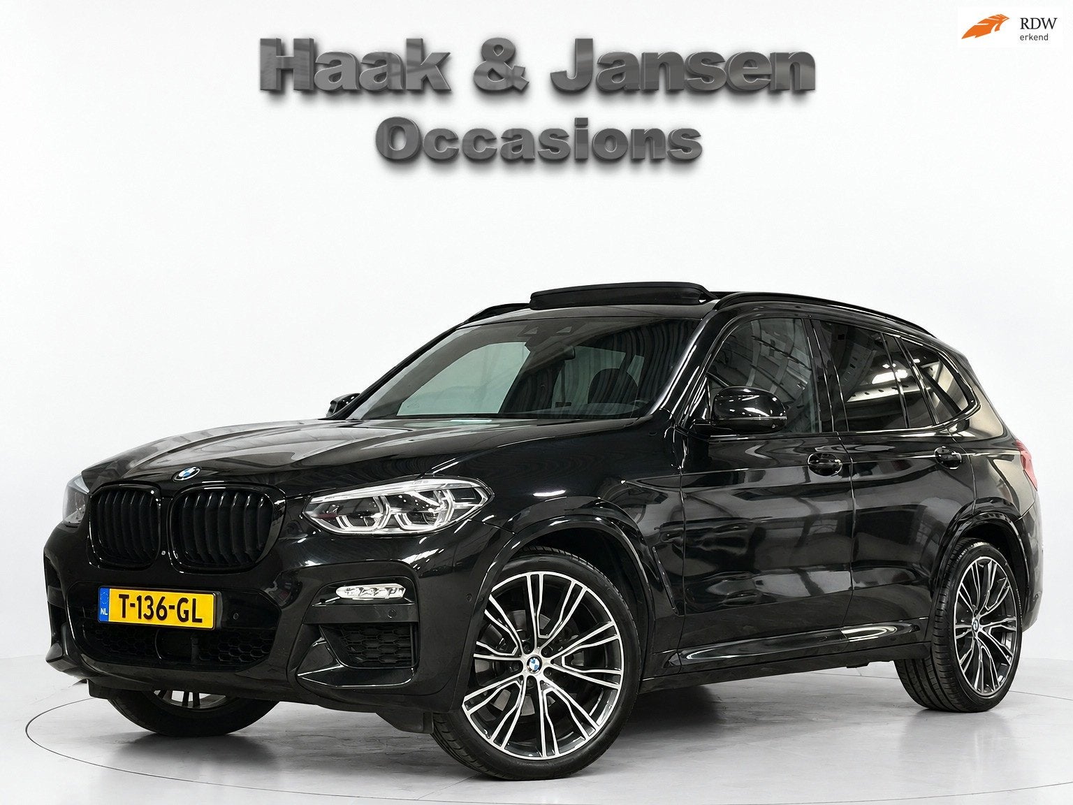 BMW X3 XDrive20i High Executive Panoramadak Harman Kardon He, Automaat, 1998 cc, Gebruikt, 4 cilinders