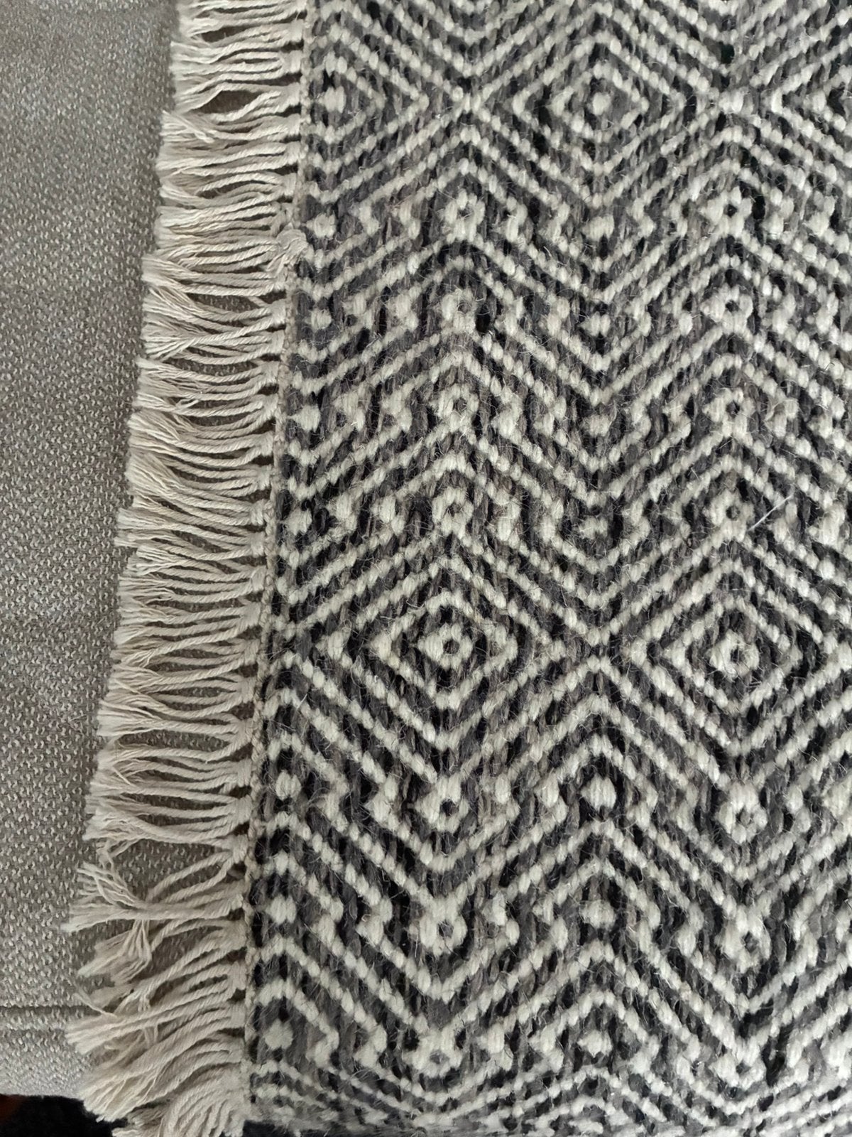 Vloerkleed (scheerwol), Ophalen, Zwart, 150 tot 200 cm, 200 cm of meer