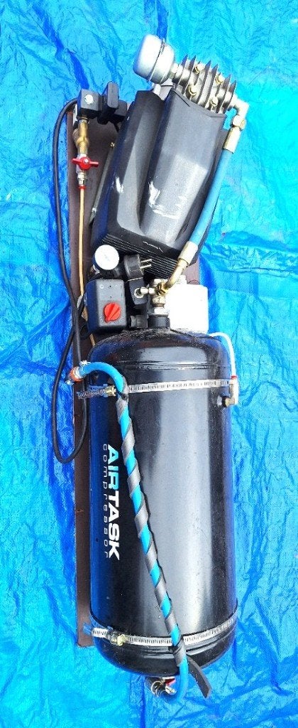 Airtask MK 100-24 ANWB compressor met tank, Minder dan 25 liter, Ophalen, Zo goed als nieuw, Minder dan 200 liter/min